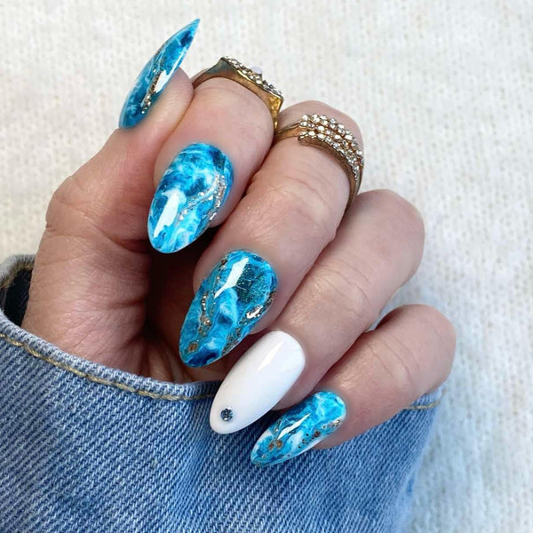 Load image into Gallery viewer, "Aqua Aura"