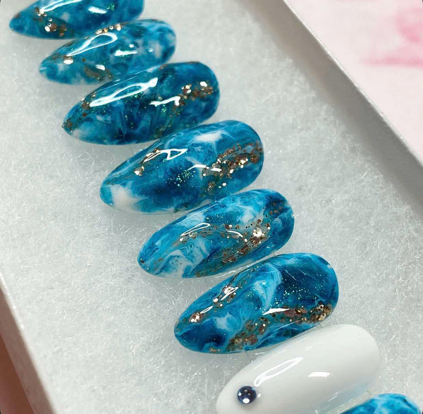 Load image into Gallery viewer, "Aqua Aura"