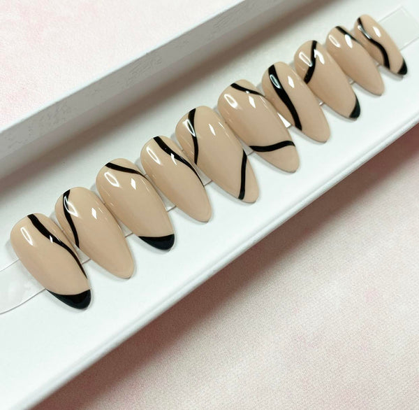 Load image into Gallery viewer, "Simply Elegant"