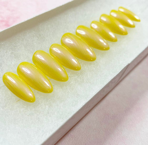 Load image into Gallery viewer, "Lemon Glaze"