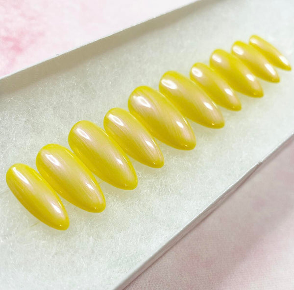 Load image into Gallery viewer, "Lemon Glaze"