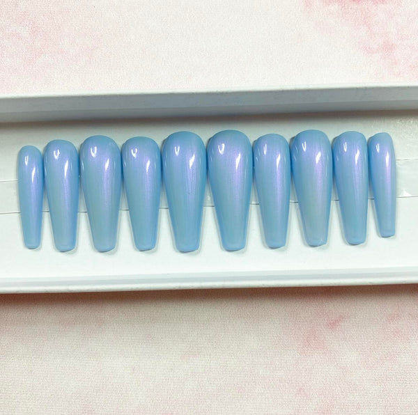 Load image into Gallery viewer, "Iced Shimmer"