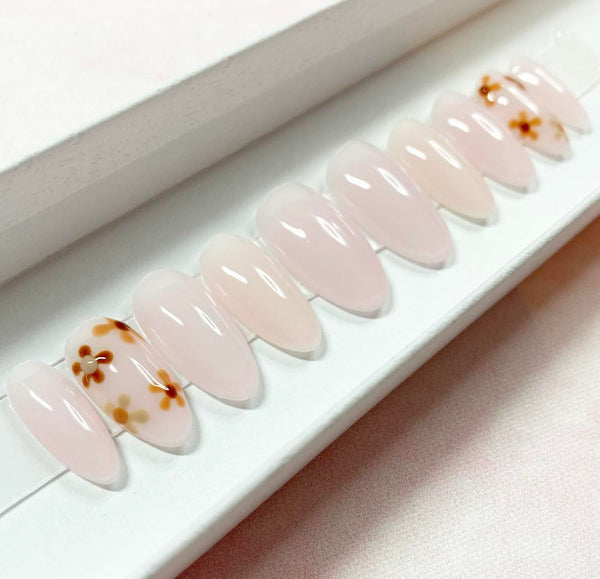 Load image into Gallery viewer, "Floral Touch"