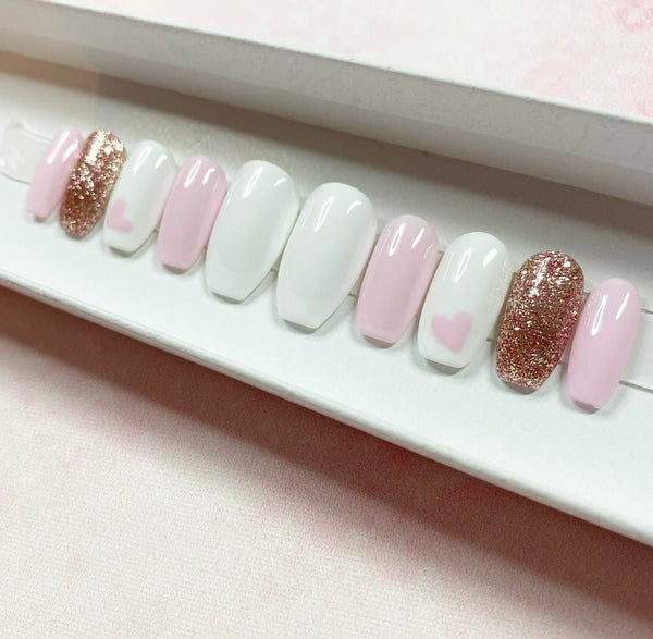 Load image into Gallery viewer, "I Love Love"