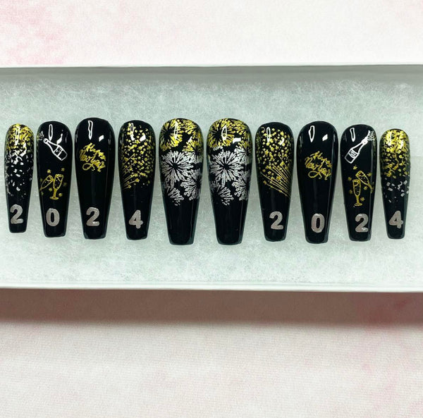 Load image into Gallery viewer, "Midnight Kiss"