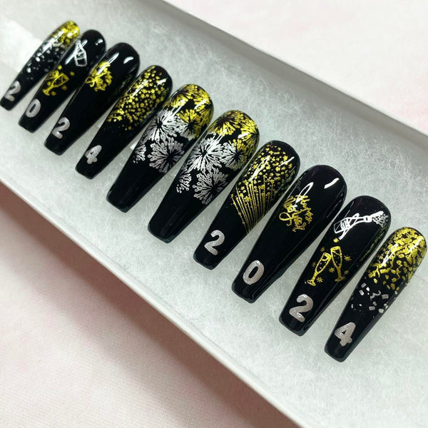 Load image into Gallery viewer, "Midnight Kiss"