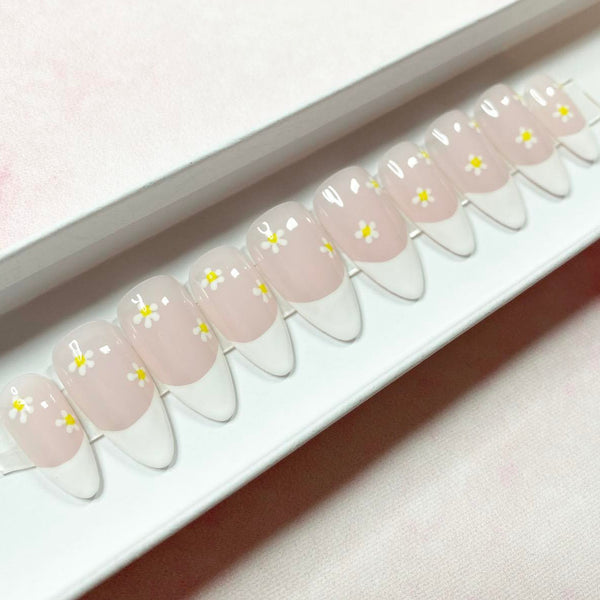 Load image into Gallery viewer, "Truth Or Daisy"