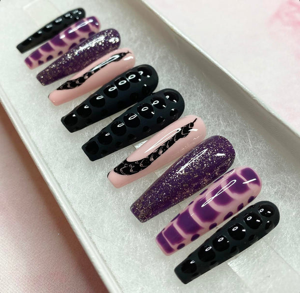 Load image into Gallery viewer, "Slither"