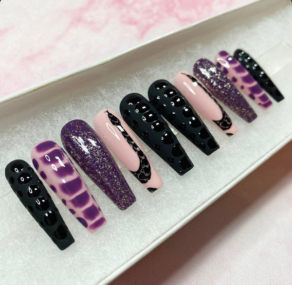 Load image into Gallery viewer, "Slither"