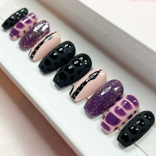 Load image into Gallery viewer, "Slither"