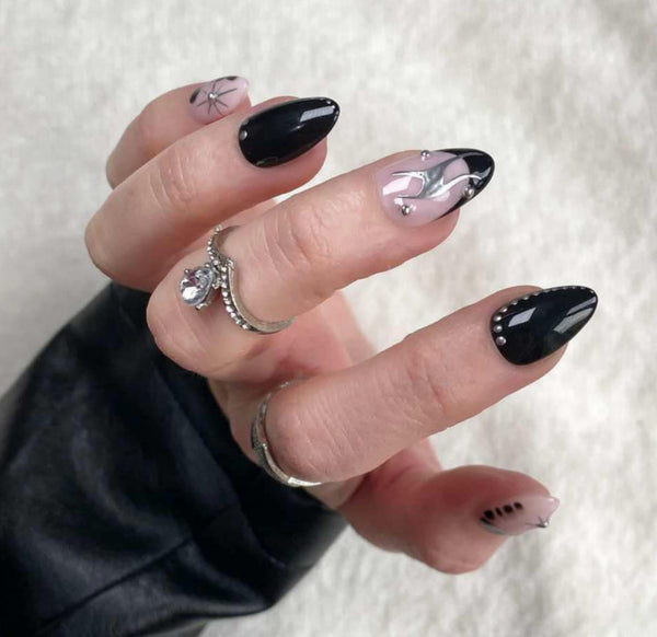 Load image into Gallery viewer, "Moonlight Medusa"