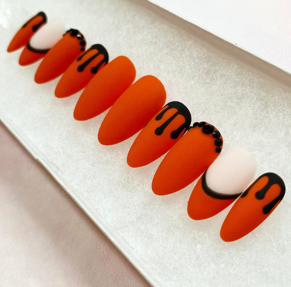 Load image into Gallery viewer, "Classy Spook"