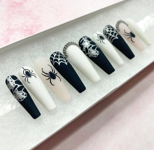 Load image into Gallery viewer, "Spiders' Den"