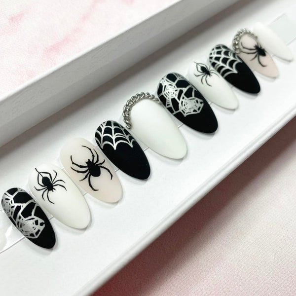 Load image into Gallery viewer, "Spiders' Den"