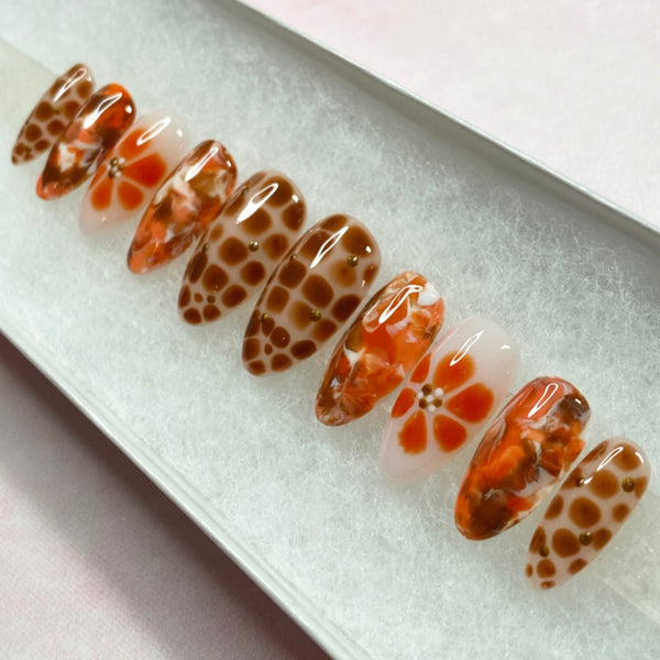 Load image into Gallery viewer, "Spiced Floral"