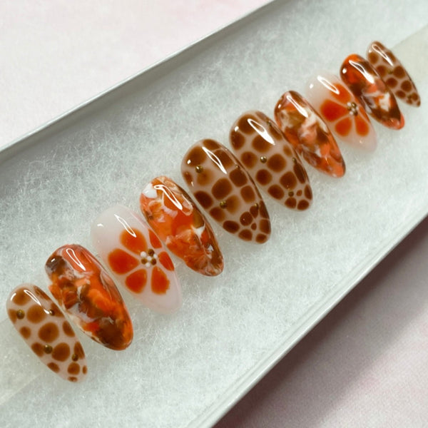 Load image into Gallery viewer, "Spiced Floral"