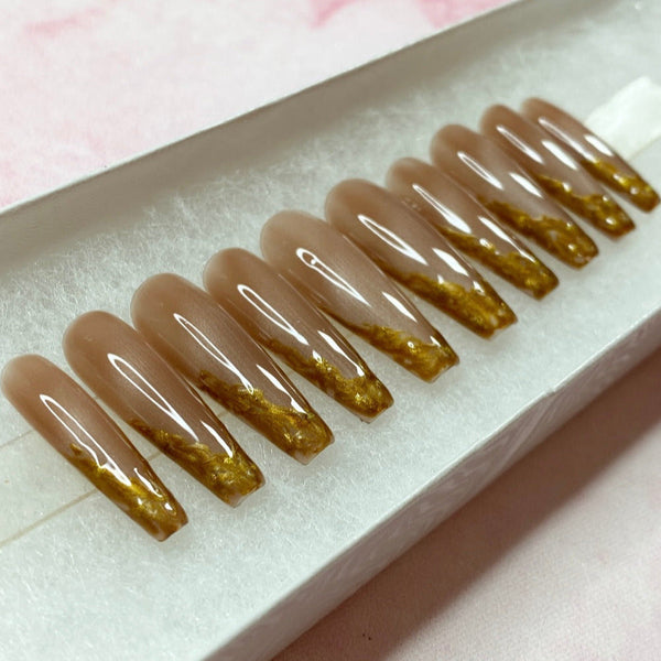 Load image into Gallery viewer, Cat eye French tips press-on nails in pale brown shimmering cat eye with gold-copper coloured French tips on each nail, in a white presentation box.