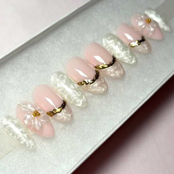 Load image into Gallery viewer, "Soft Radiance"