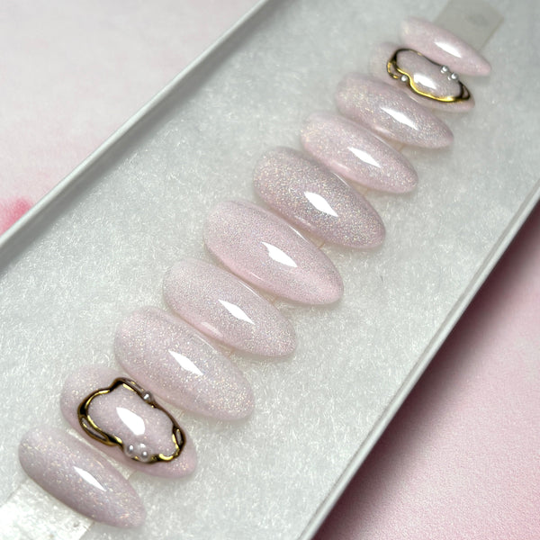 Load image into Gallery viewer, "Pearl Halo"