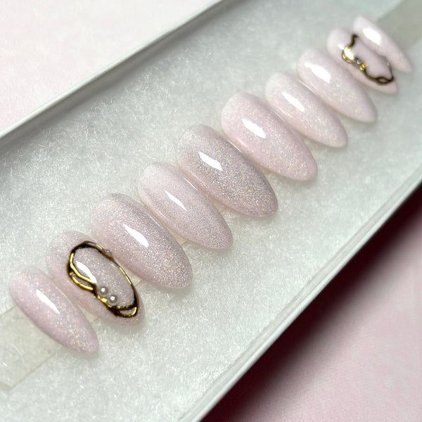 Load image into Gallery viewer, "Pearl Halo"