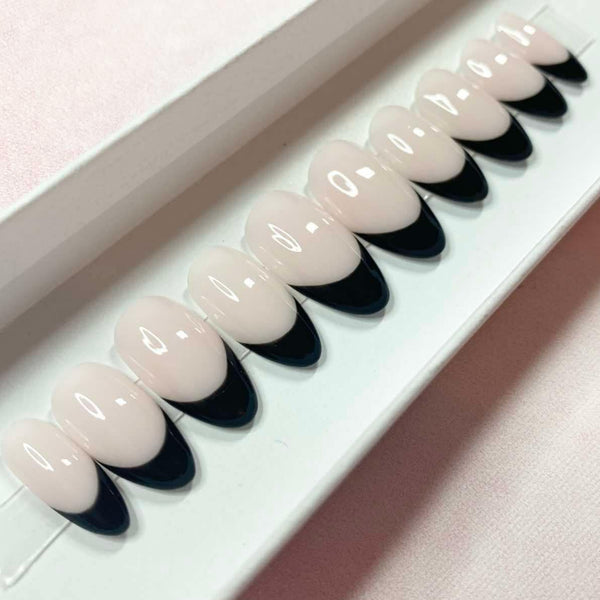 Load image into Gallery viewer, "Noir Tips"