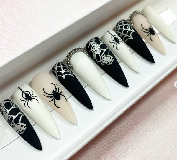 Load image into Gallery viewer, "Spiders' Den"