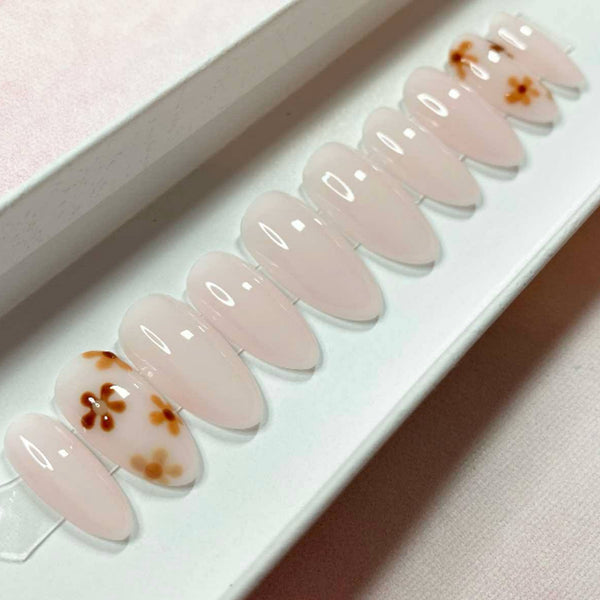 Load image into Gallery viewer, "Floral Touch"