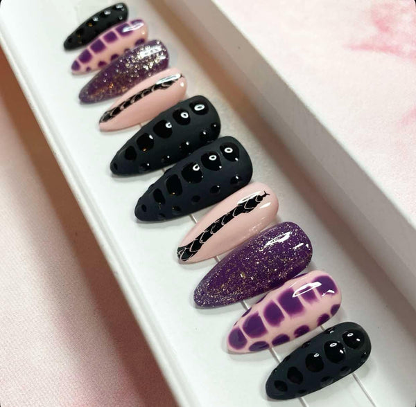 Load image into Gallery viewer, "Slither"