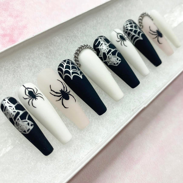 Load image into Gallery viewer, "Spiders' Den"