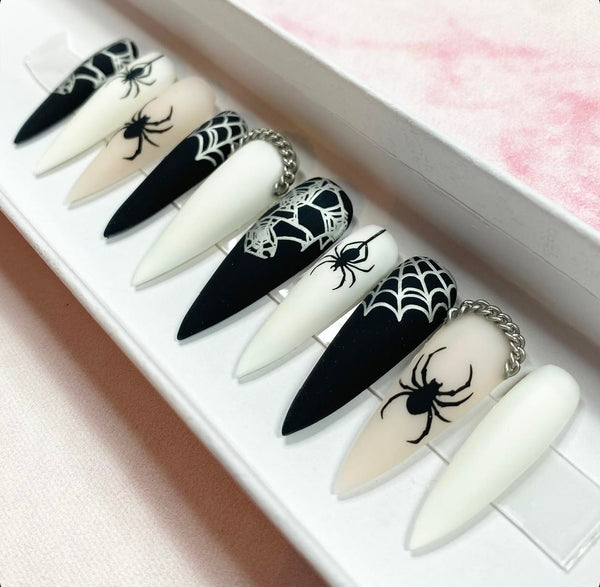 Load image into Gallery viewer, "Spiders' Den"