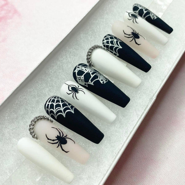 Load image into Gallery viewer, "Spiders' Den"