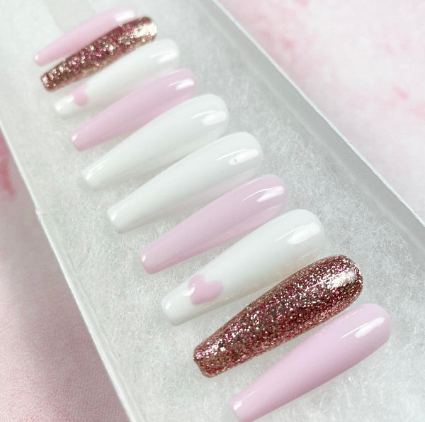 Load image into Gallery viewer, "I Love Love"