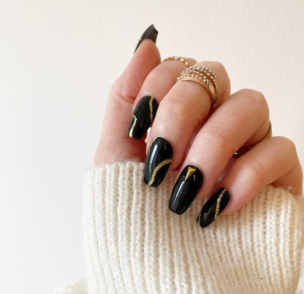 Load image into Gallery viewer, "Glitter At Midnight" - illuminatebyliana