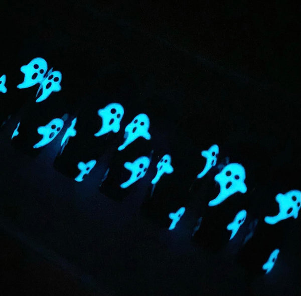 Load image into Gallery viewer, "Ghost Party" Glow In The Dark - illuminatebyliana