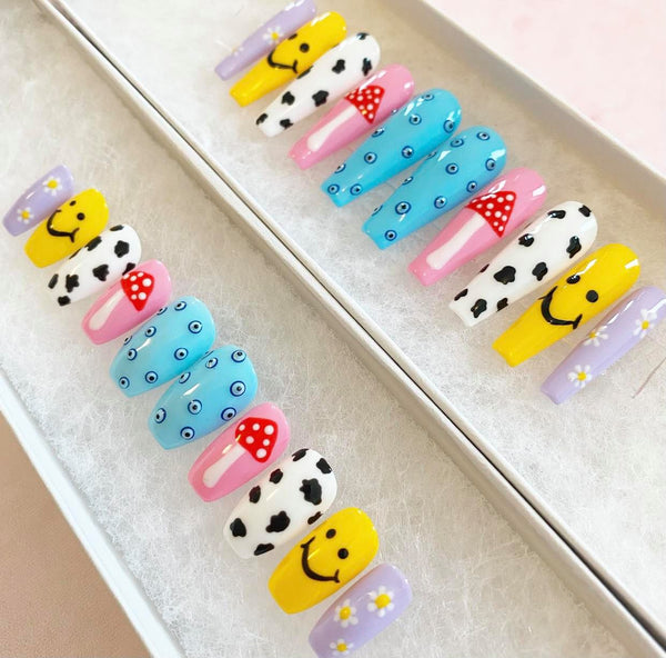 Load image into Gallery viewer, "Mash Me Up" Mix & Match Mashup Smiley - illuminatebyliana