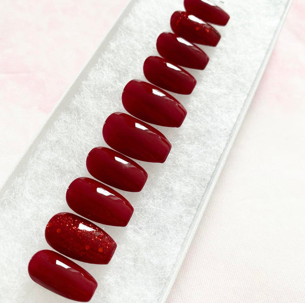 Load image into Gallery viewer, "A Touch of Glitter" - illuminatebyliana