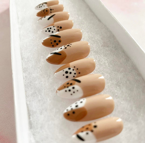 Load image into Gallery viewer, "Savanna Vibes" - illuminatebyliana