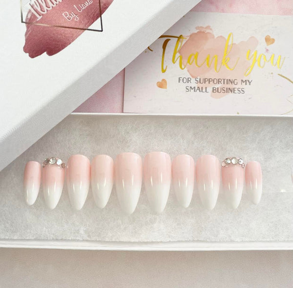Load image into Gallery viewer, "Elegant Queen" with rhinestones - illuminatebyliana