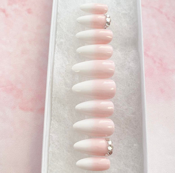 Load image into Gallery viewer, "Elegant Queen" with rhinestones - illuminatebyliana