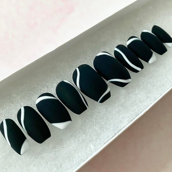 Load image into Gallery viewer, "I'm Dizzy" - illuminatebyliana