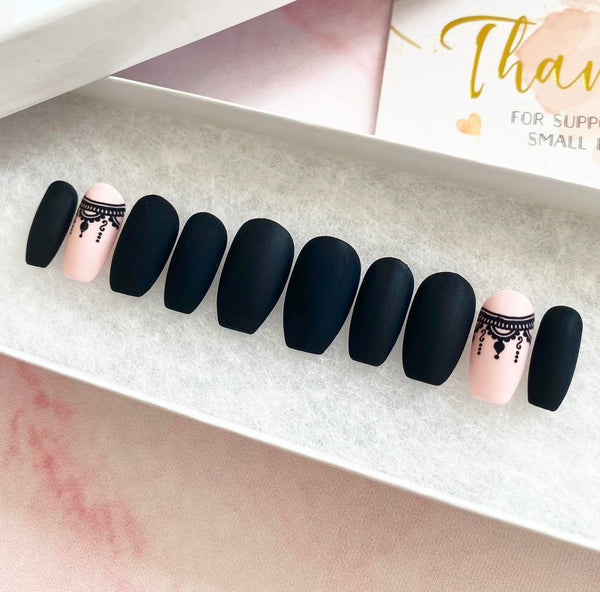 Load image into Gallery viewer, "Boho Chic"