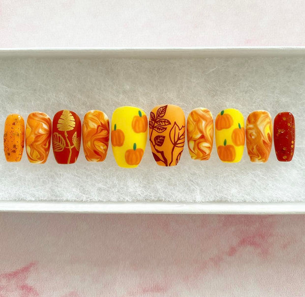 Load image into Gallery viewer, "Hello Fall"