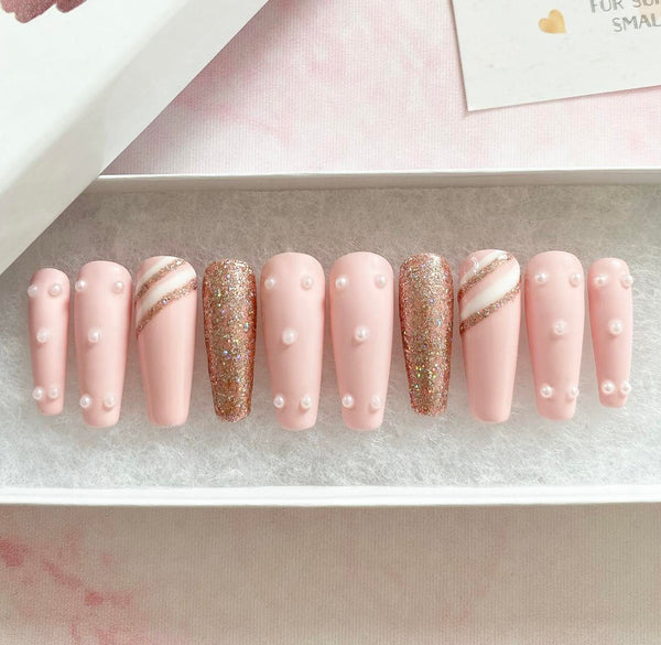 Load image into Gallery viewer, "Baby Take A Pearl" - illuminatebyliana