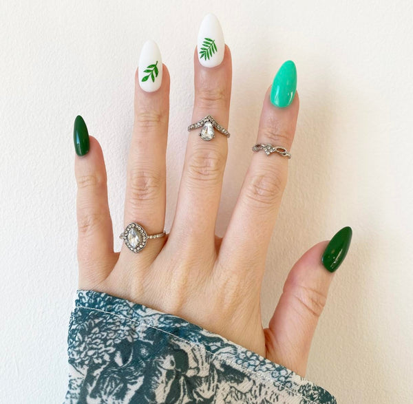 Load image into Gallery viewer, "I Look Pretty In The Rain" 3D Raindrops - illuminatebyliana