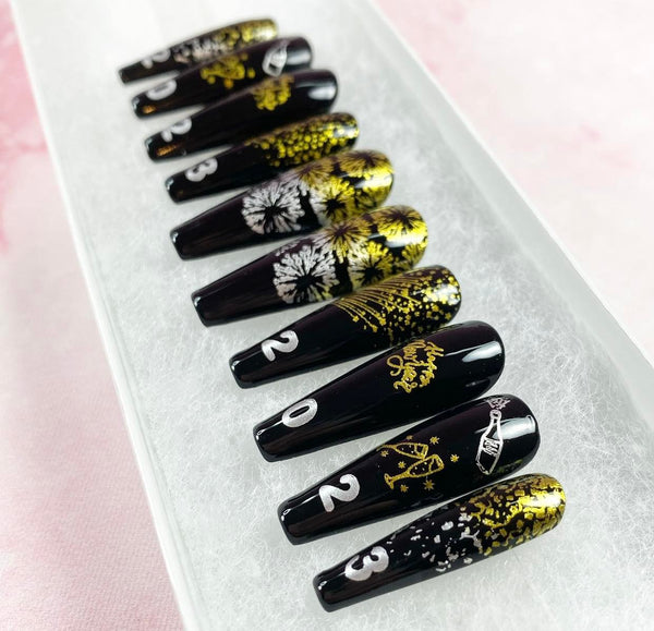 Load image into Gallery viewer, "Midnight Kiss"