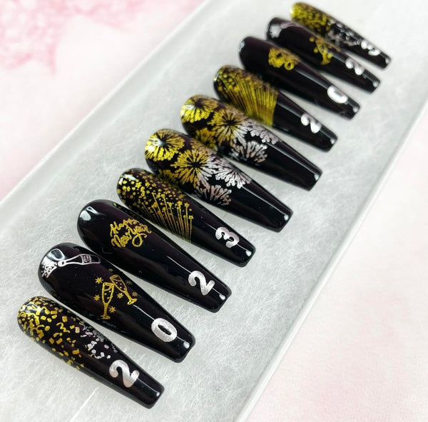 Load image into Gallery viewer, "Midnight Kiss"