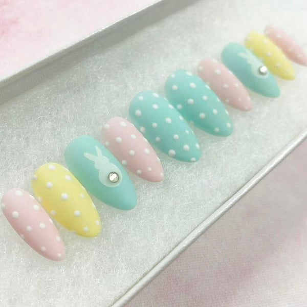 Load image into Gallery viewer, "Sparkle Tail"