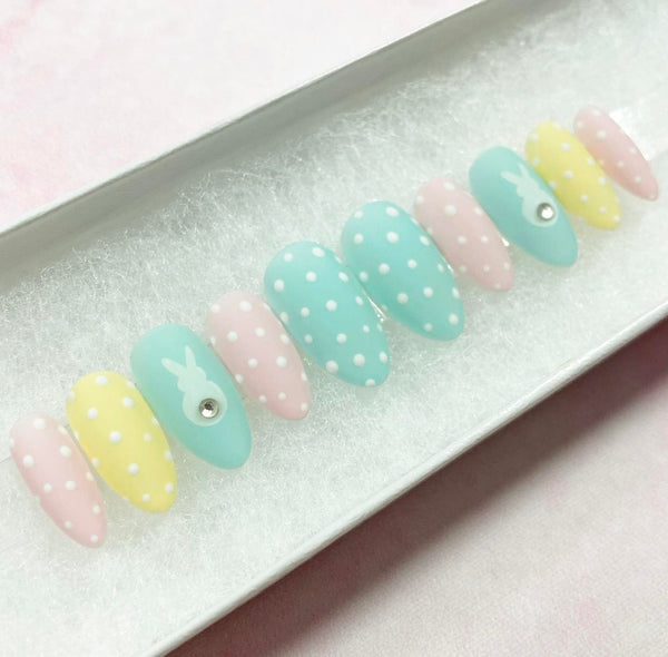 Load image into Gallery viewer, "Sparkle Tail"