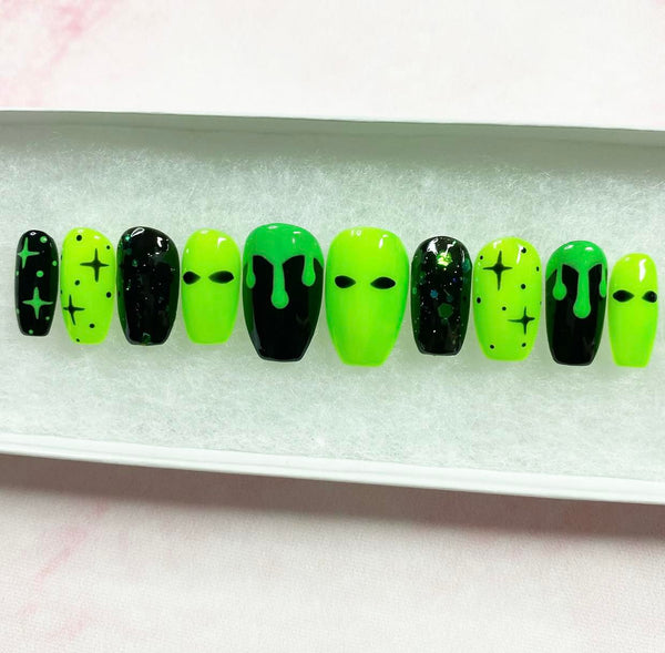 Load image into Gallery viewer, "Alien Invasion" Glow-In-The-Dark