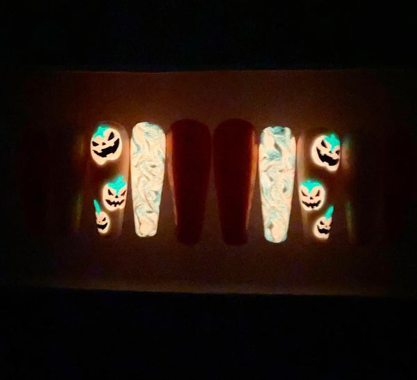 Load image into Gallery viewer, "Spooky Pumpkins" Glow-In-The-Dark